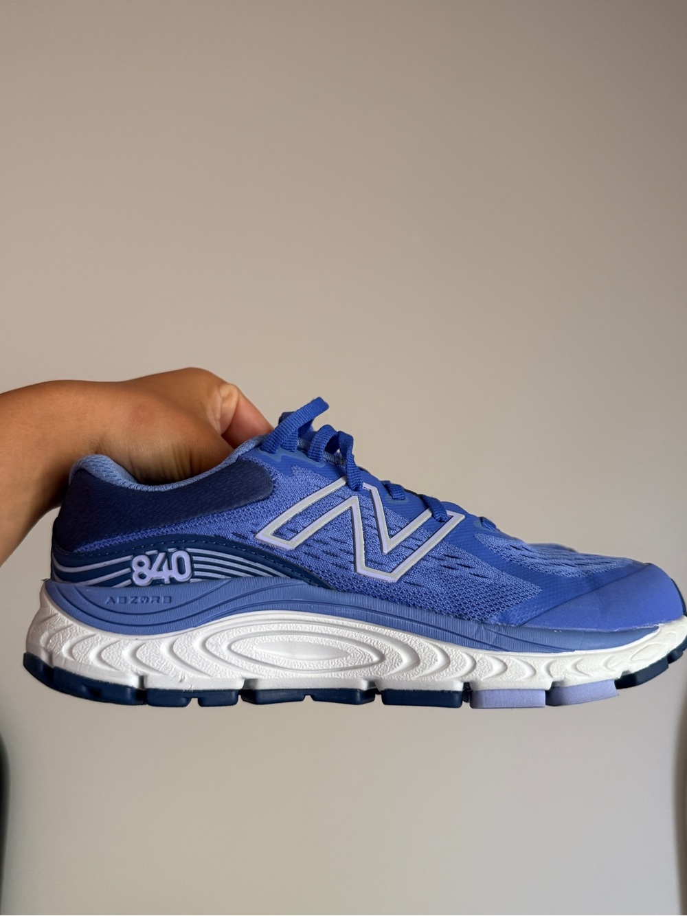 Women`s New Balance 840v5 Walking/running Shoe Light Purple